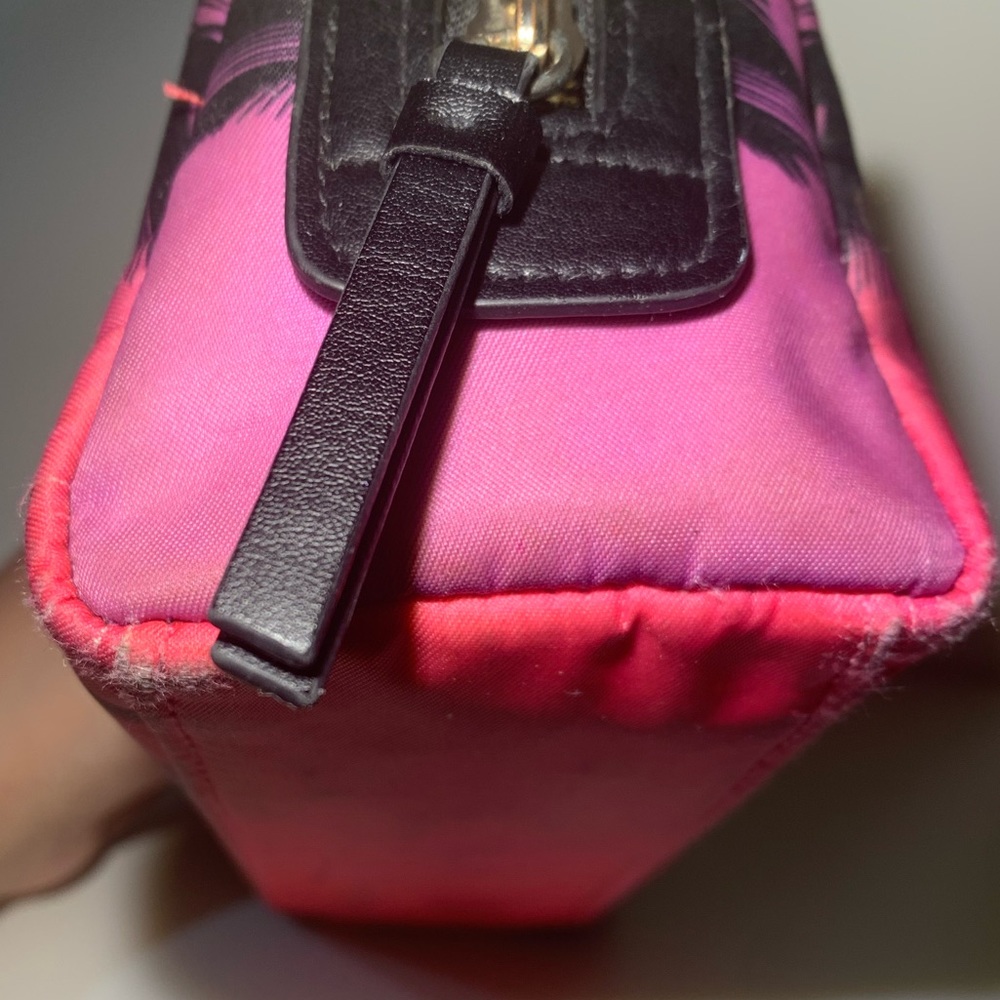 Makeup Bag - Picture 8 of 8